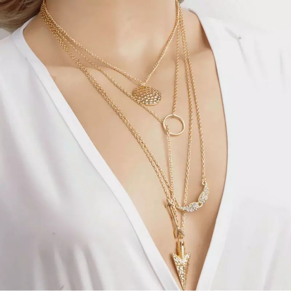 Dainty boho gold layered necklace